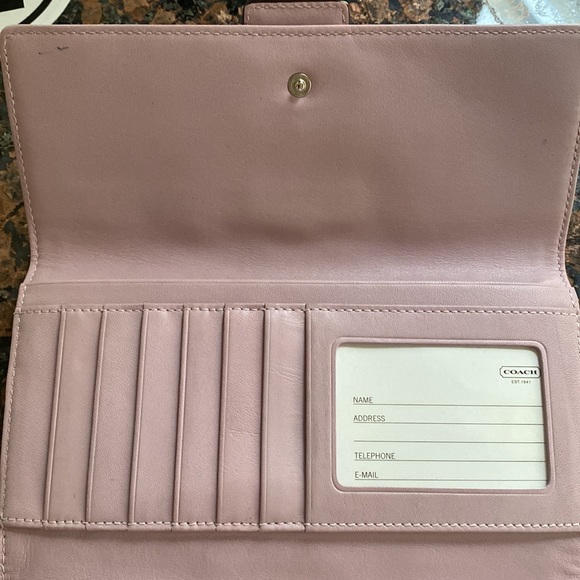 Coach Tri-fold Wallet - Picture 5 of 8